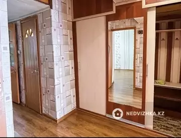 2-комнатная квартира, этаж 3 из 5, 50 м²