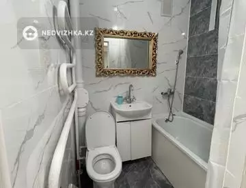 2-комнатная квартира, этаж 4 из 4, 39 м²