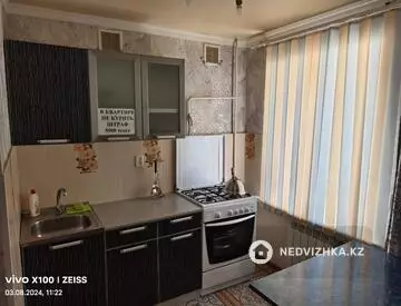 1-комнатная квартира, этаж 4 из 5, 30 м²