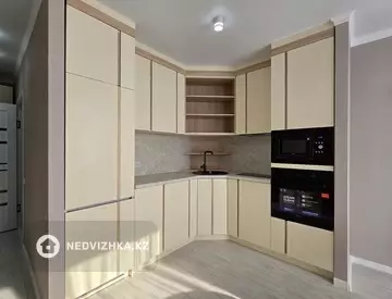 2-комнатная квартира, этаж 9 из 10, 68 м²