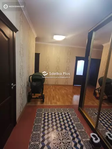 3-комнатная квартира, этаж 8 из 10, 120 м²