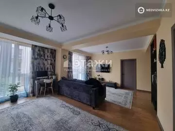 3-комнатная квартира, этаж 2 из 3, 80 м²