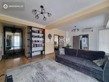 3-комнатная квартира, этаж 2 из 3, 80 м²