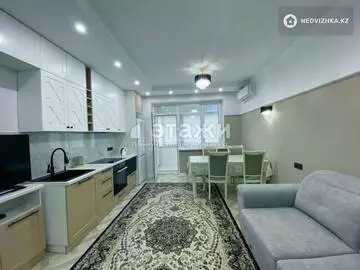 2-комнатная квартира, этаж 9 из 12, 60 м², на длительный срок