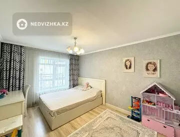 3-комнатная квартира, этаж 8 из 8, 99 м²