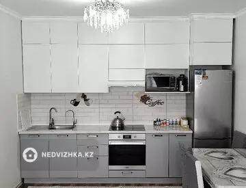 2-комнатная квартира, этаж 8 из 14, 48 м²