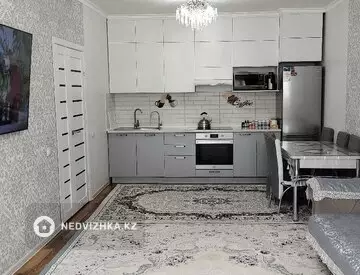 2-комнатная квартира, этаж 8 из 14, 48 м²