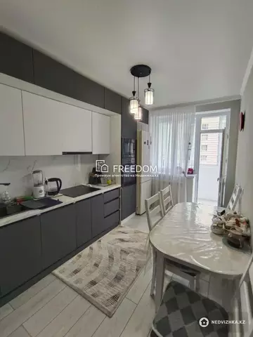 1-комнатная квартира, этаж 5 из 9, 39 м²