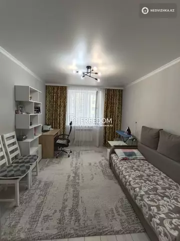 1-комнатная квартира, этаж 5 из 9, 39 м²