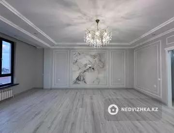 3-комнатная квартира, этаж 9 из 10, 118 м²