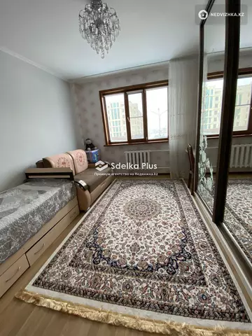 3-комнатная квартира, этаж 3 из 9, 80 м²