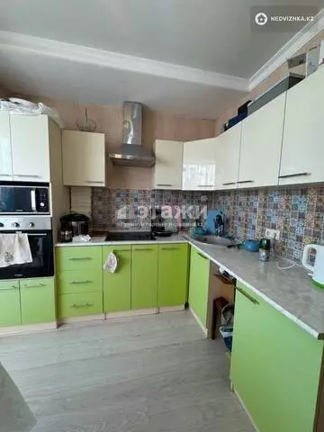 2-комнатная квартира, этаж 2 из 17, 56 м²