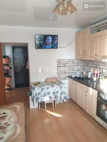 1-комнатная квартира, этаж 4 из 10, 36 м²