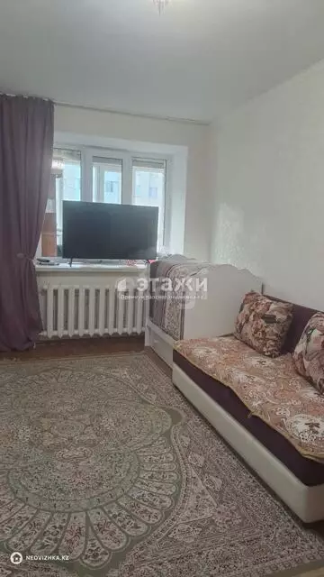1-комнатная квартира, этаж 8 из 9, 32 м²