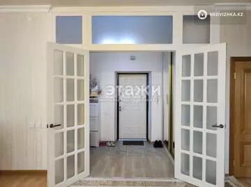 4-комнатная квартира, этаж 11 из 19, 127 м²