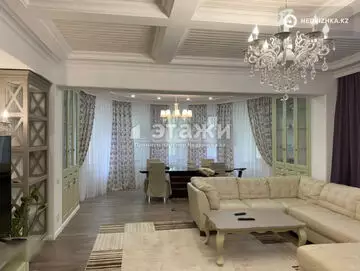 5-комнатная квартира, этаж 2 из 2, 179 м²