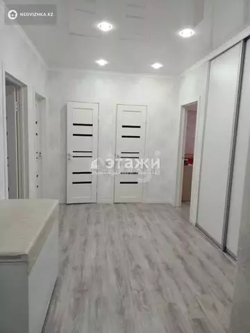 2-комнатная квартира, этаж 5 из 12, 70 м²