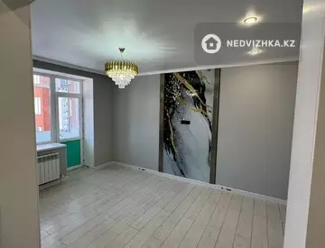 2-комнатная квартира, этаж 10 из 12, 37 м²