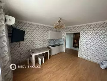 2-комнатная квартира, этаж 7 из 9, 40 м²