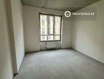 1-комнатная квартира, этаж 3 из 12, 45 м²