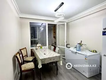 2-комнатная квартира, этаж 1 из 12, 63 м²