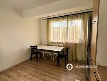 2-комнатная квартира, этаж 9 из 10, 51 м², на длительный срок