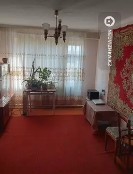 3-комнатная квартира, этаж 4 из 5, 54 м²