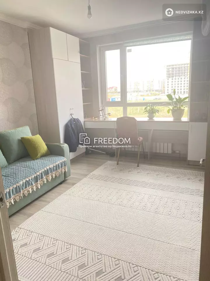 90 м², 3-комнатная квартира, этаж 2 из 9, 90 м², изображение - 1