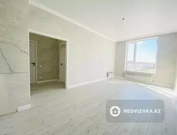 2-комнатная квартира, этаж 7 из 6, 42 м²