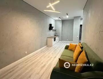 2-комнатная квартира, этаж 4 из 12, 51 м²