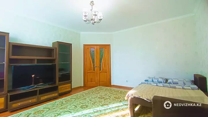 45 м², 1-комнатная квартира, этаж 5 из 14, 45 м², посуточно, изображение - 1