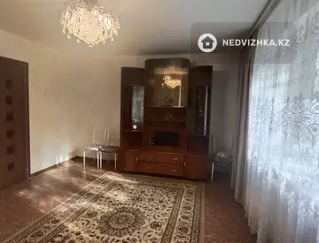 3-комнатная квартира, этаж 3 из 5, 75 м²