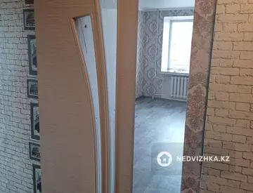 2-комнатная квартира, этаж 4 из 5, 42 м²