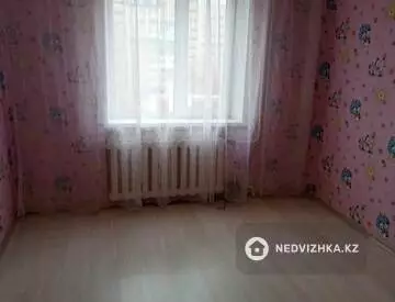 2-комнатная квартира, этаж 4 из 5, 54 м²