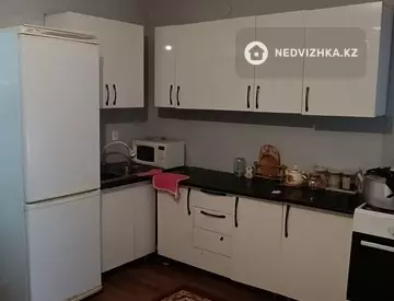 4-комнатный дом, 10 соток, 100 м²