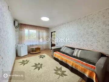 2-комнатная квартира, этаж 4 из 4, 45 м²