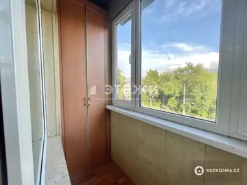 2-комнатная квартира, этаж 4 из 4, 45 м²