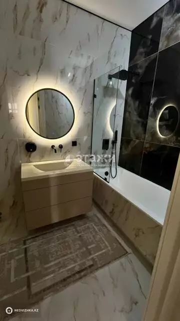 3-комнатная квартира, этаж 4 из 18, 63 м²