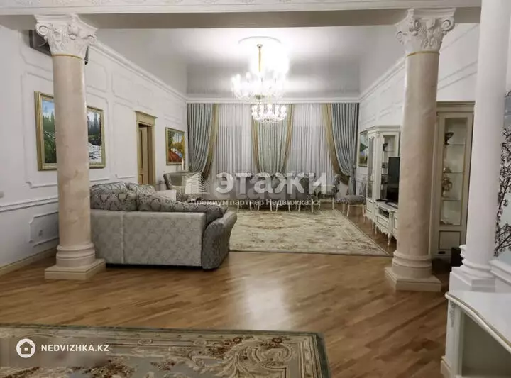 275 м², 4-комнатная квартира, этаж 4 из 10, 275 м², изображение - 1