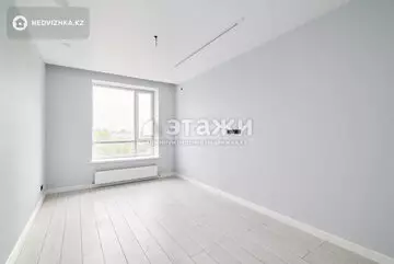 2-комнатная квартира, этаж 4 из 10, 57 м²