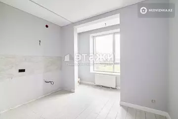 2-комнатная квартира, этаж 4 из 10, 57 м²