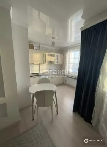 1-комнатная квартира, этаж 8 из 8, 35 м²