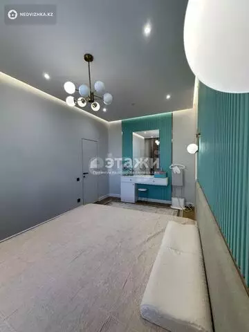 4-комнатная квартира, этаж 9 из 9, 120 м²