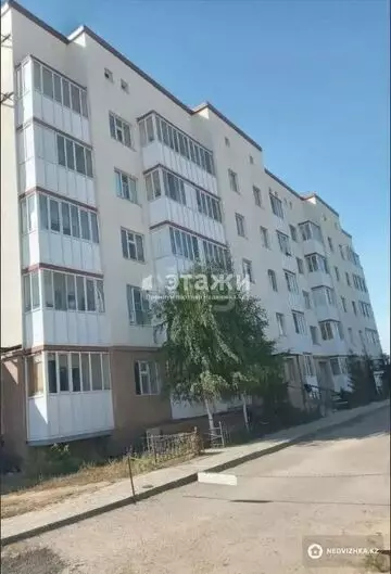 2-комнатная квартира, этаж 2 из 5, 57 м²