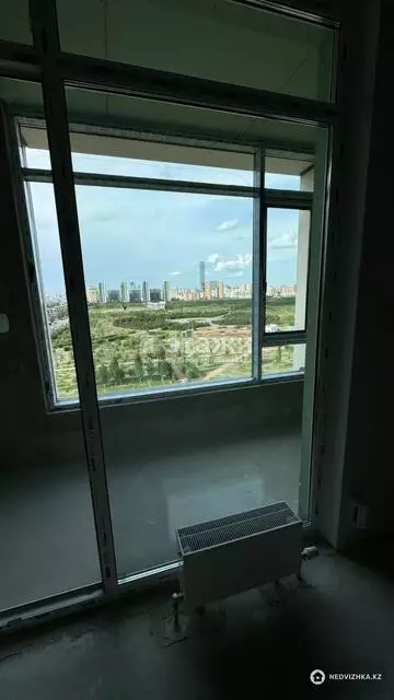 4-комнатная квартира, этаж 8 из 11, 149 м²