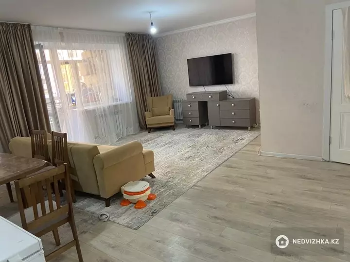 62 м², 2-комнатная квартира, этаж 1 из 9, 62 м², изображение - 1