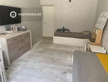 62 м², 2-комнатная квартира, этаж 1 из 9, 62 м², изображение - 1