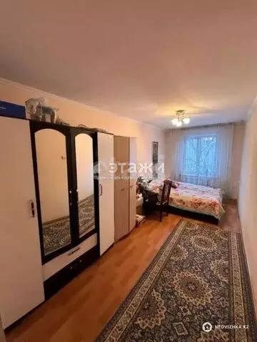 2-комнатная квартира, этаж 4 из 5, 45 м²