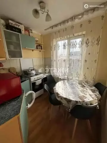 2-комнатная квартира, этаж 4 из 5, 45 м²