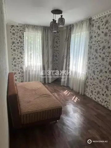 2-комнатная квартира, этаж 3 из 4, 43 м²